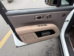 Li Auto i6 Four-Wheel Drive Standard Edition - фото 6