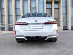 BMW i5 eDrive 35L M Sport Package - фото 13