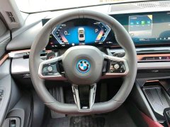 BMW i5 eDrive 35L M Sport Package - фото 8