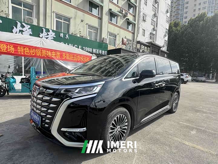 Denza D9 DM-i 1050 Premium - автомобиль из Китая