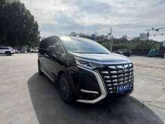 Denza D9 DM-i 1050 Premium - фото 3
