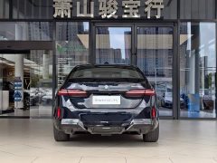 BMW i5 eDrive 40L M Sport Package - ფოტო 5