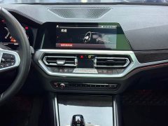 BMW 3 Series 325Li M Sport Package - ფოტო 11