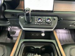 Land Rover Defender 110 P400 Dark Edition - ფოტო 12