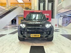 Land Rover Defender 110 P400 Dark Edition - ფოტო 2