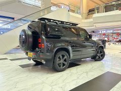 Land Rover Defender 110 P400 Dark Edition - ფოტო 9
