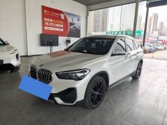 BMW X1 sDrive20Li Fashion Edition - ფოტო 1