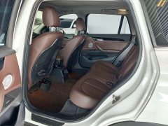 BMW X1 sDrive20Li Fashion Edition - ფოტო 4