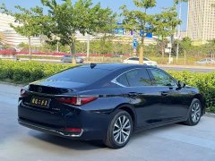 Lexus ES 200 Premium Edition - ფოტო 6