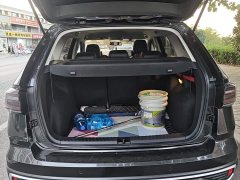 Volkswagen Touareg 300TSI Two-Wheel Drive Crescent Edition - photo 4