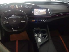 Changan UNI-V 1.5T Premium - ფოტო 12
