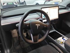 Tesla Model Y Rear-Wheel Drive - ფოტო 15