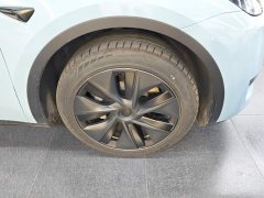 Tesla Model Y Rear-Wheel Drive - ფოტო 6