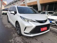 Toyota Gravia 2.5L Hybrid Premium Edition - photo 3