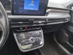 Lincoln Explorer 2.0T Two-Wheel Drive Premium - ფოტო 12