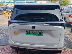 Buick GL8 New Energy Luzun Respect Edition 7-Seater - ფოტო 15