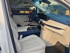 Buick GL8 New Energy Luzun Respect Edition 7-Seater - ფოტო 9