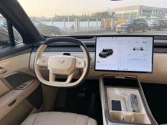 Nio Lerado L90 Ultra Six-Seater - ფოტო 20