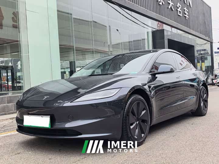 Tesla Model 3 Rear-Wheel Drive