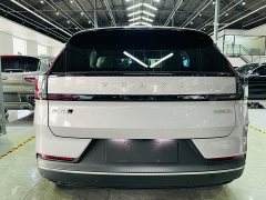 Volvo XC70 Plug-in Hybrid AWD Extended Range Core - ფოტო 3