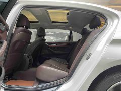BMW 5 Series 530Li Premier Luxury Package - ფოტო 11
