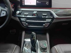 BMW 5 Series 530Li Premier Luxury Package - ფოტო 7