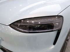 AITO M6 Pure Electric Max Long Range - ფოტო 18