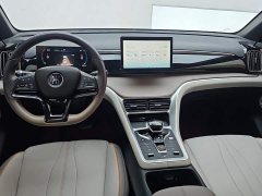 BYD Song Pro New Energy DM-i 71KM Glory Edition Pilot - ფოტო 12
