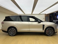 NIO ES8 Six-Seat Executive Signature Edition - ფოტო 20