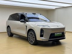 NIO ES8 Six-Seat Executive Signature Edition - ფოტო 3