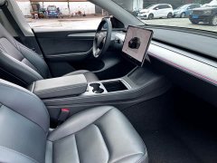 Tesla Model Y Rear-Wheel Drive - ფოტო 10