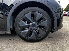 Tesla Model Y Rear-Wheel Drive - ფოტო 16
