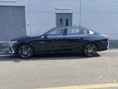 BMW 5 Series 530Li Premier Luxury Package - ფოტო 2