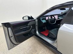 XPeng P7 625E - ფოტო 12