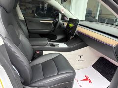 Tesla Model Y Long Range All-Wheel Drive - ფოტო 11