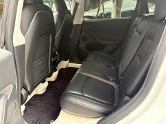 Tesla Model Y Long Range All-Wheel Drive - ფოტო 15