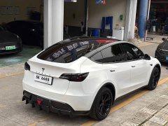 Tesla Model Y Long Range All-Wheel Drive - ფოტო 5