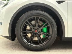 Tesla Model Y Long Range All-Wheel Drive - ფოტო 9