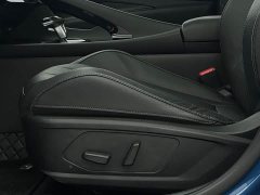Hyundai Elantra 1.5L CVT Luxury - ფოტო 11