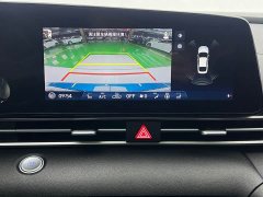 Hyundai Elantra 1.5L CVT Luxury - ფოტო 15