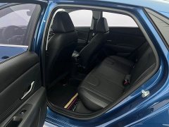 Hyundai Elantra 1.5L CVT Luxury - ფოტო 17
