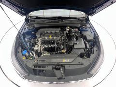 Hyundai Elantra 1.5L CVT Luxury - ფოტო 8