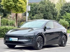 Tesla Model Y Long Range All-Wheel Drive - photo 1