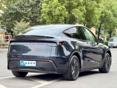 Tesla Model Y Long Range All-Wheel Drive - photo 4