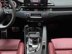 Audi A4L 200 Million Units Joyful Edition 40 TFSI Luxury Dynamic - фото 7