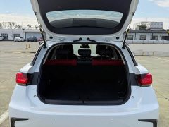 Lexus CT CT200h Comfort Edition Two-Tone Paint - ფოტო 16