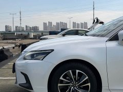 Lexus CT CT200h Comfort Edition Two-Tone Paint - ფოტო 5