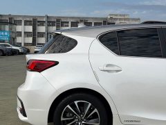 Lexus CT CT200h Comfort Edition Two-Tone Paint - ფოტო 8