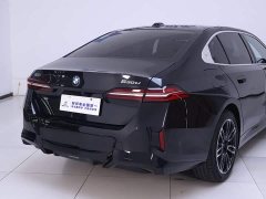 BMW 5 Series 530Li Premier M Sport Package - photo 8