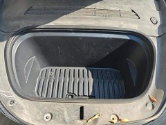 Tesla Model Y Rear-Wheel Drive - ფოტო 10